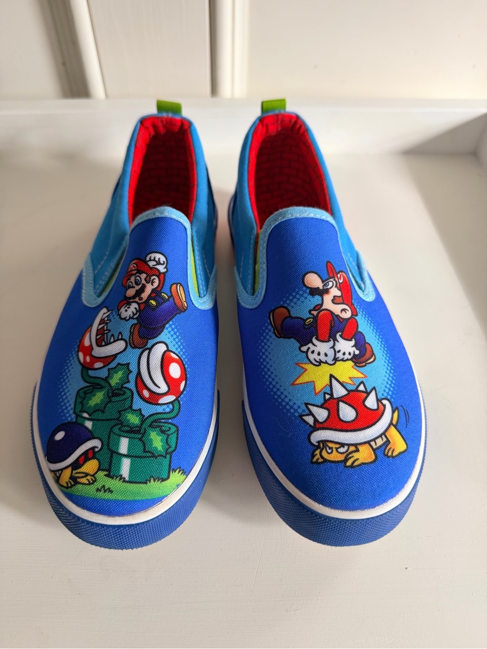 Ground Up Nintendo Super Mario & Luigi Kids Size 4 Slip-on Sneakers Blue and Red